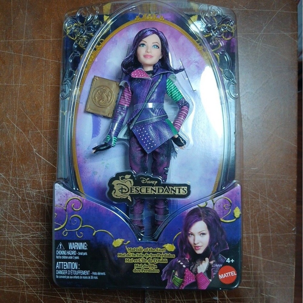 Disney 11β Descendants Mal Isle Of The Lost 10th Anniversary Doll New